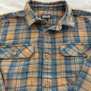 Patagonia Men's M Fjord Flannel Plaid Button Down Shirt